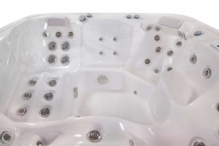 Гидромассажный спа-бассейн Wellis Saturn Гидромассажный спа-бассейн Wellis Saturn