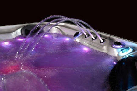 Гидромассажный спа-бассейн Sunrans SR805 Гидромассажный спа-бассейн Sunrans SR805